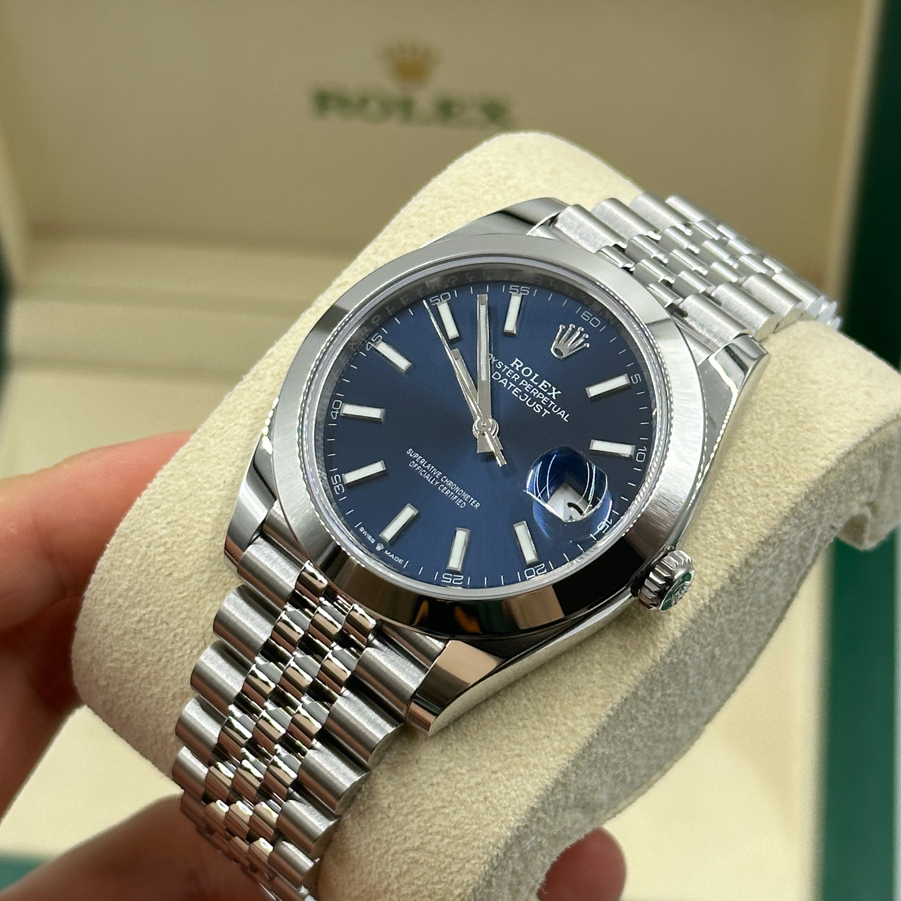 Rolex Datejust 41 126300 Blue Index Jubilee 2026