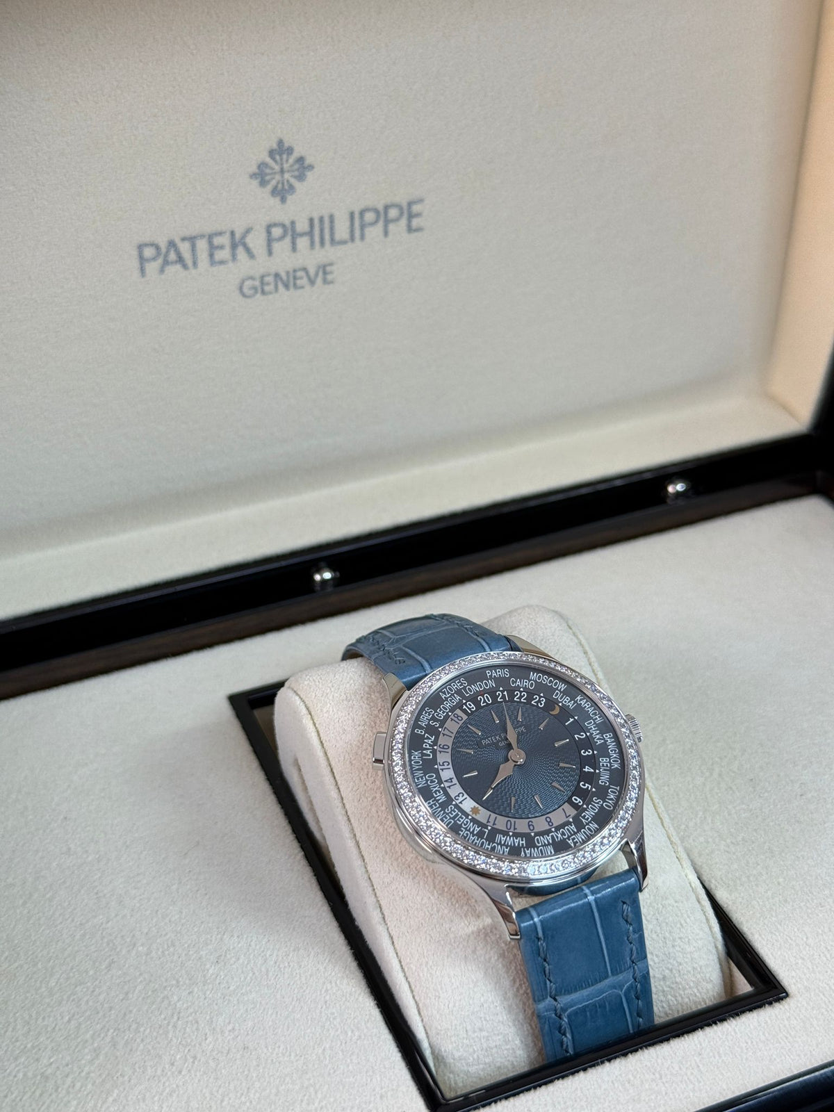 Patek Philippe Complications 7130G-016   2025