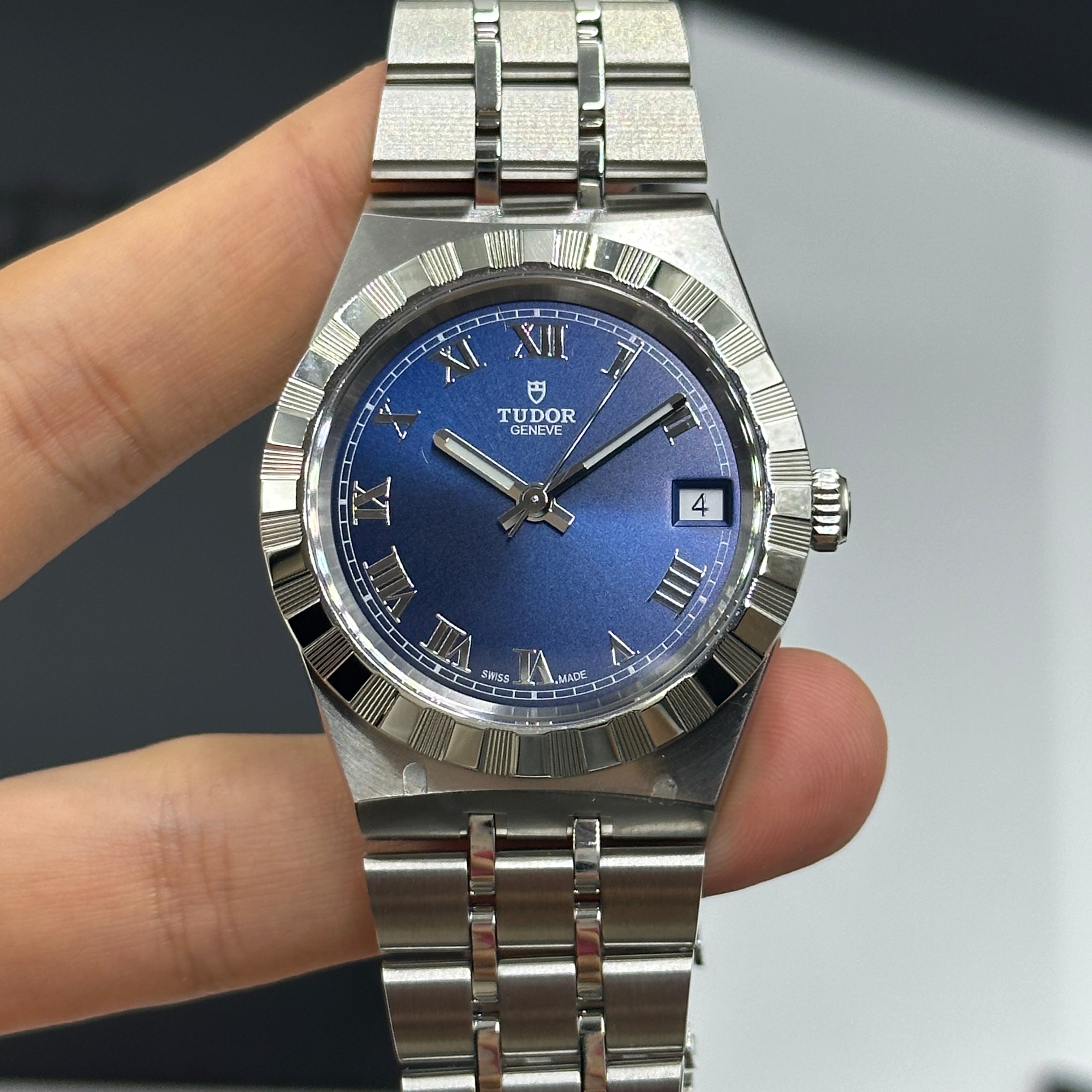 Tudor Royal 34mm 28400-0006 Blue Roman Steel 2023