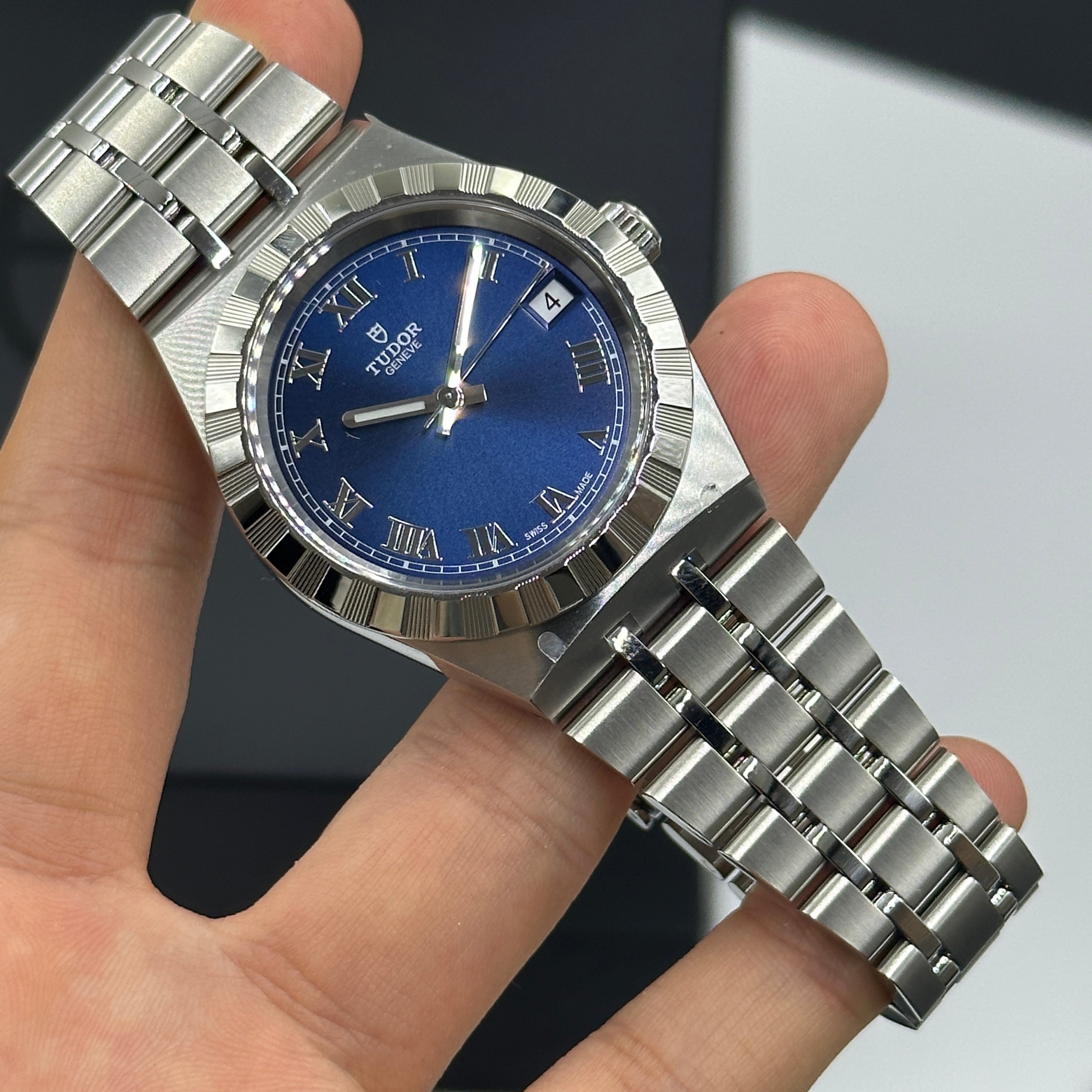 Tudor Royal 34mm 28400-0006 Blue Roman Steel 2023