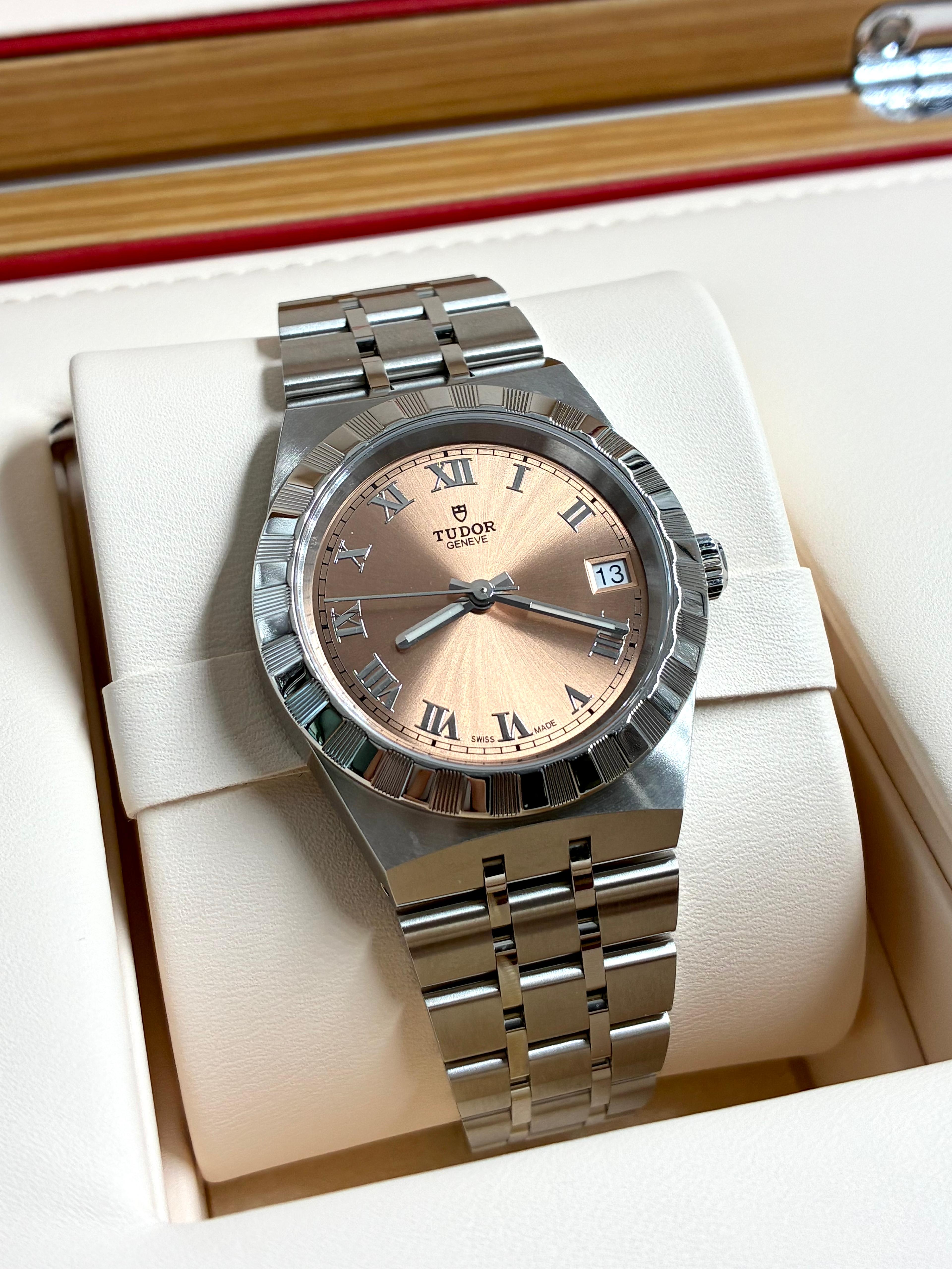 Tudor Royal M28400-0009