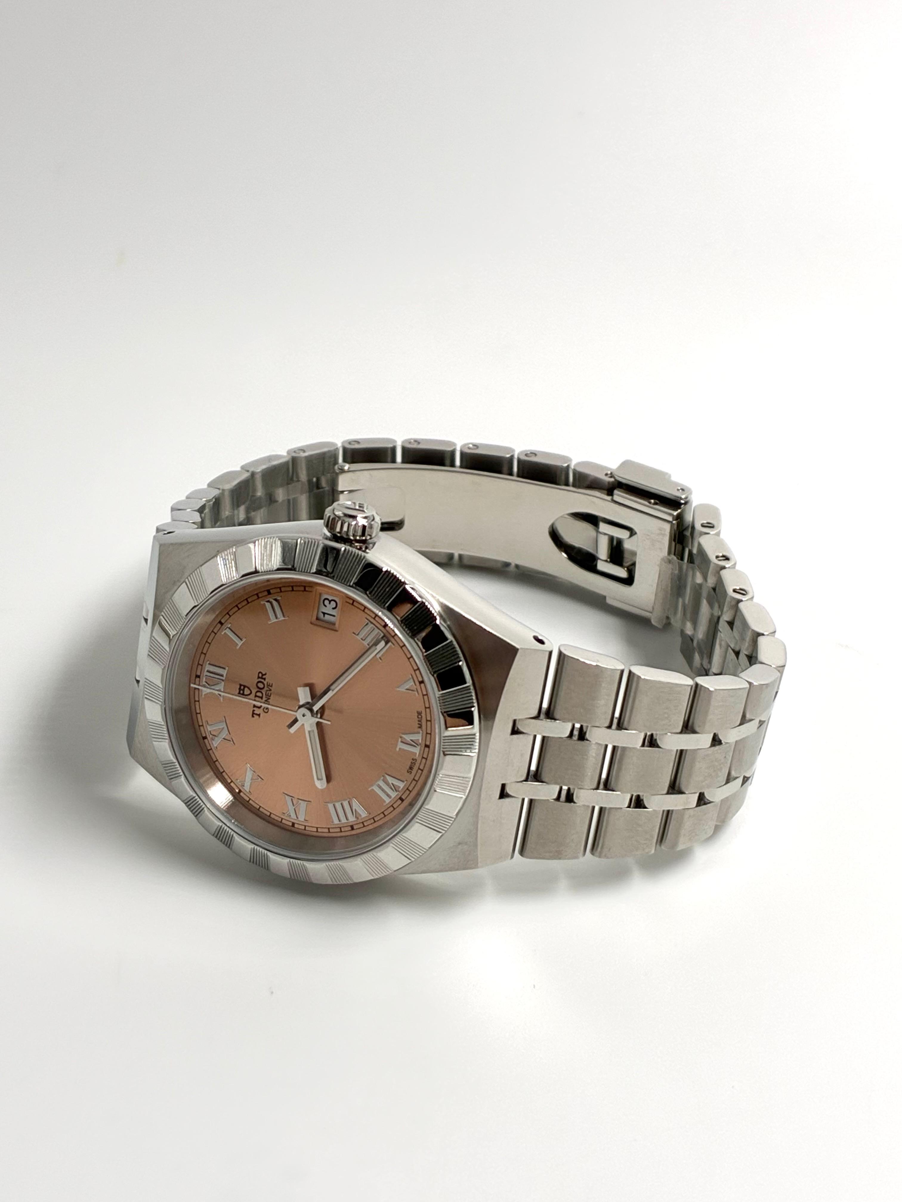 Tudor Royal M28400-0009