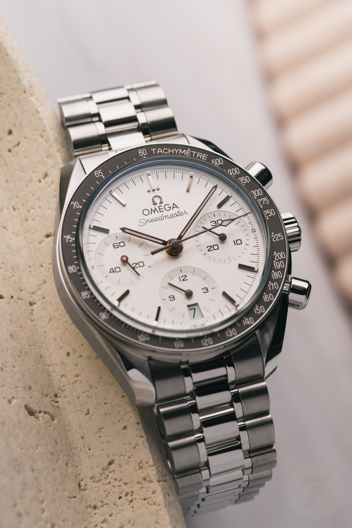 Omega Speedmaster 324.30.38.50.02.003 2026