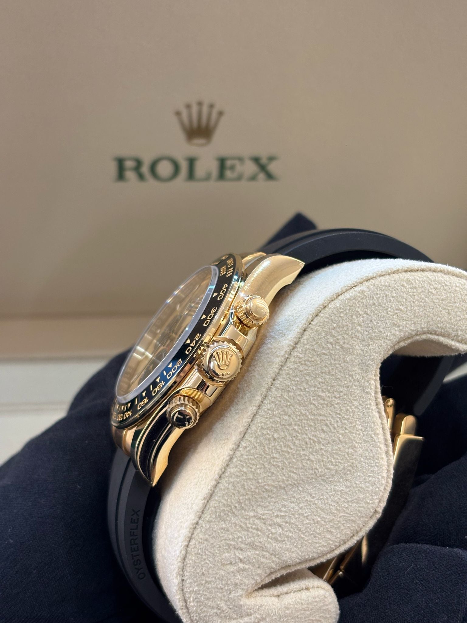 Rolex Cosmograph Daytona 126518 Golden und leuchtend schwarz YML