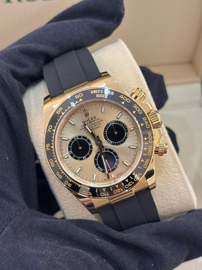 Rolex Cosmograph Daytona 126518 Golden und leuchtend schwarz YML