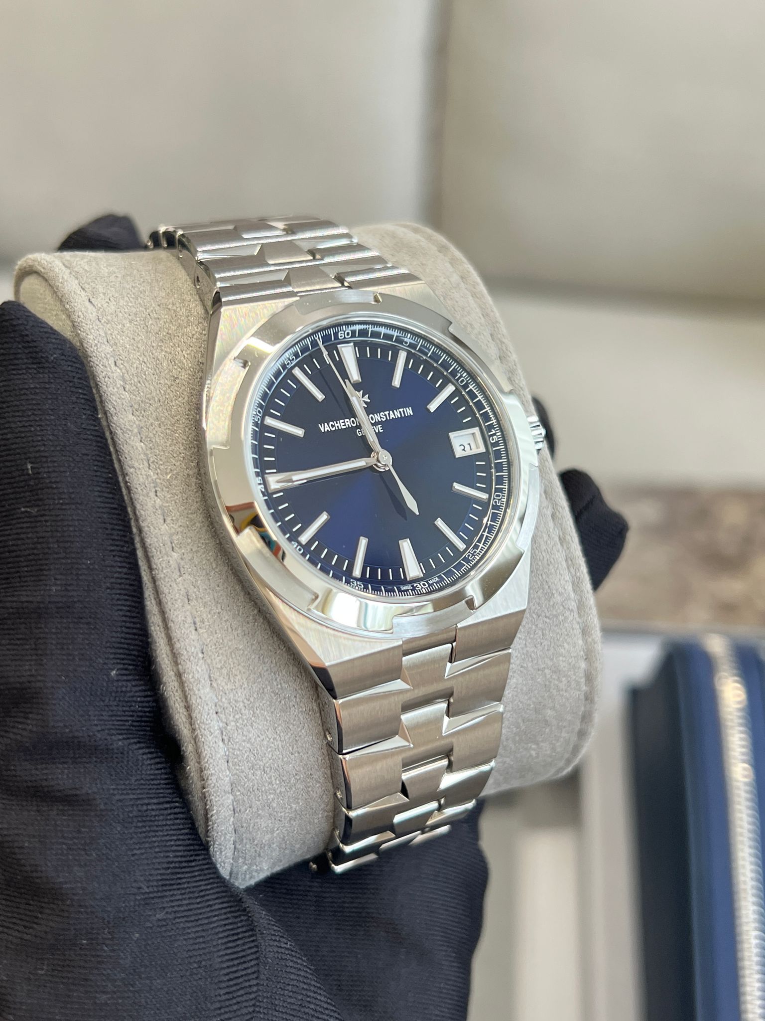 Vacheron Constantin Overseas 4520V/210A-B128 2026