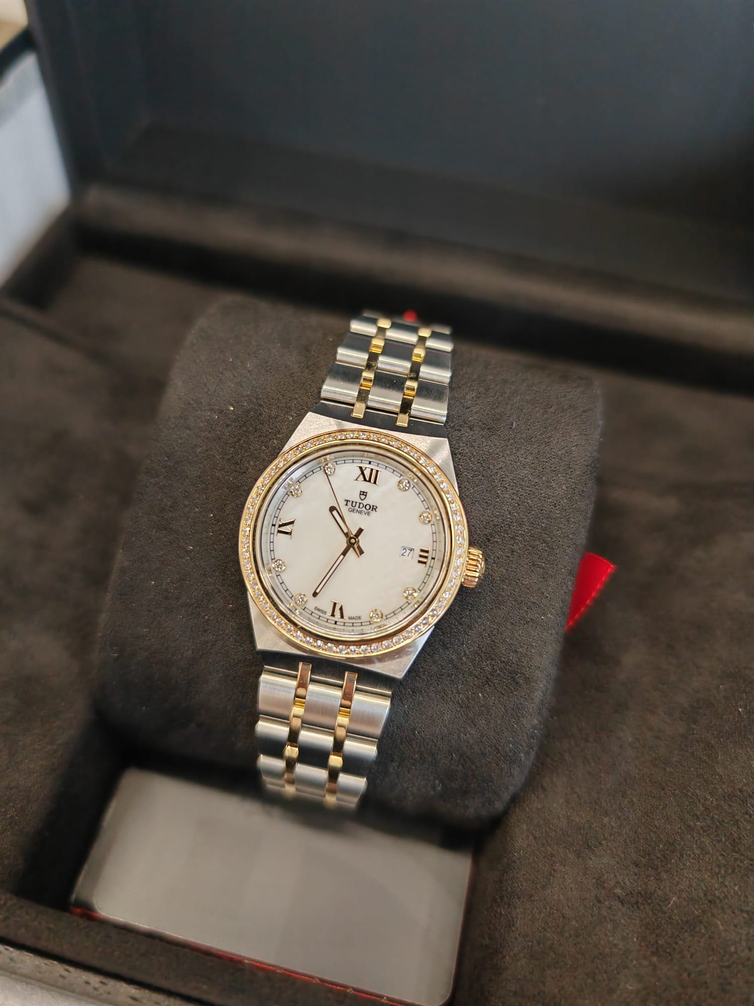 Tudor Royal M28323-0001