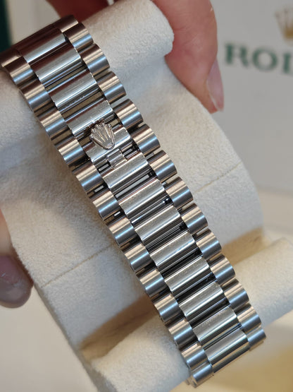 Rolex Day-Date 40 228239 Pave 2026