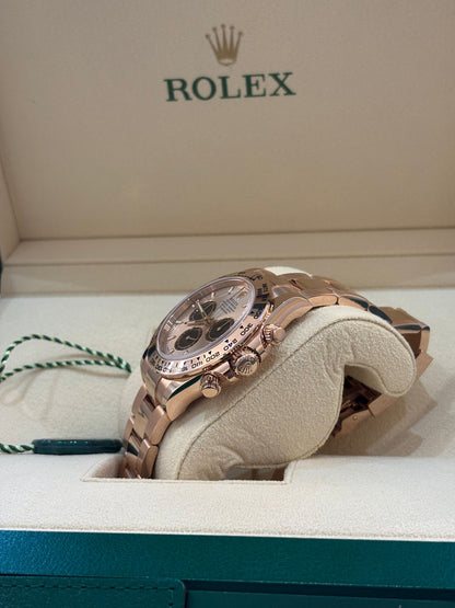 Rolex Cosmograph Daytona 126505 Sundust und leuchtendes Schwarz