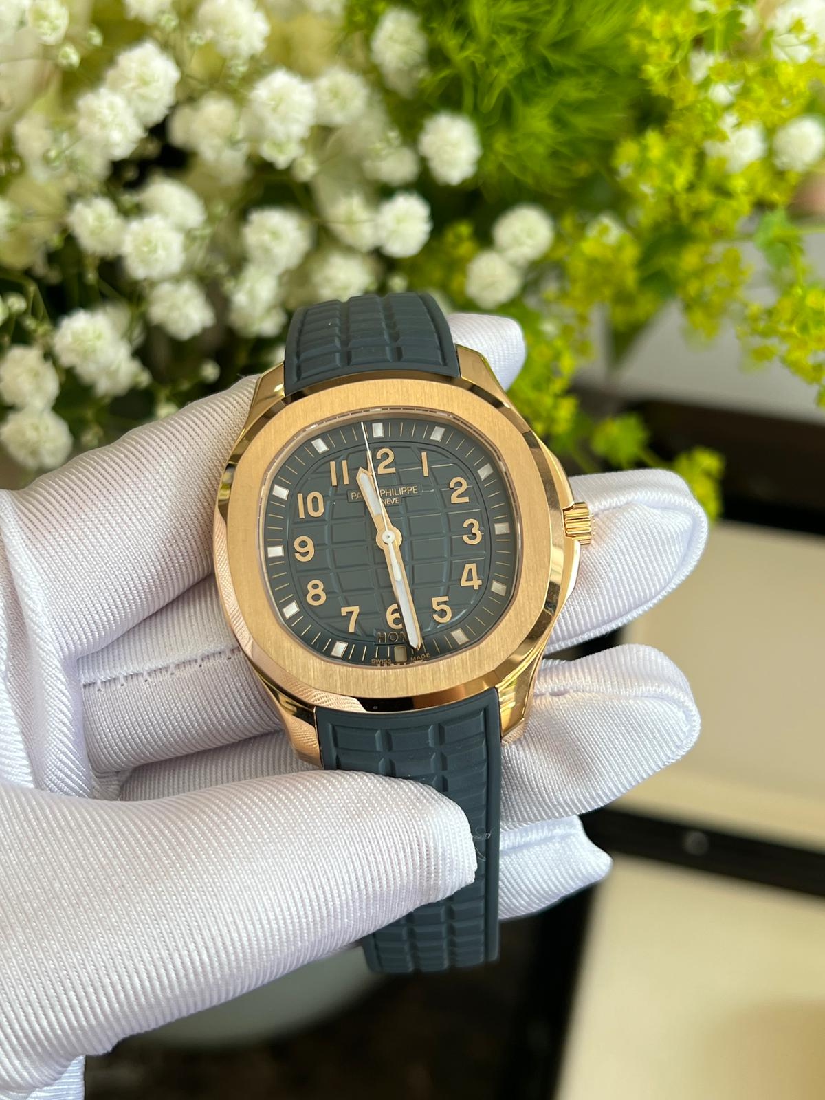 Patek Philippe Aquanaut 5269R-001