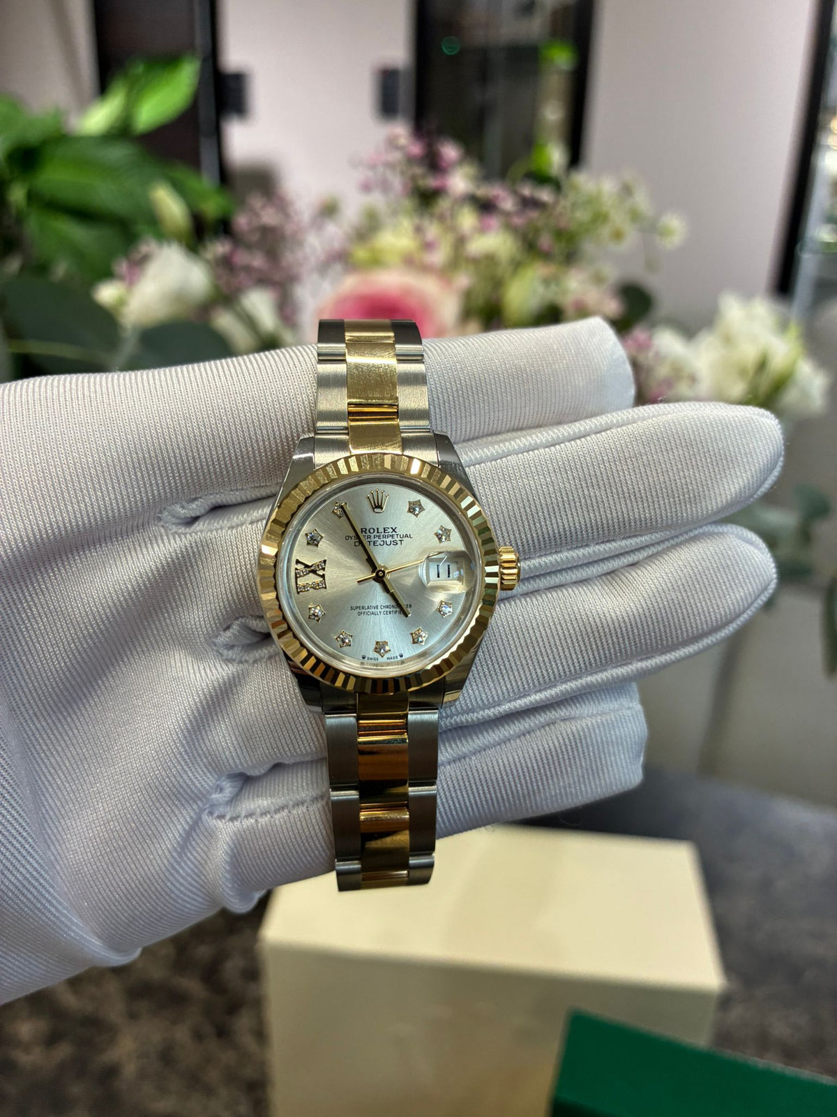 Rolex Lady-Datejust 279173G Silver Star Oyster 2025