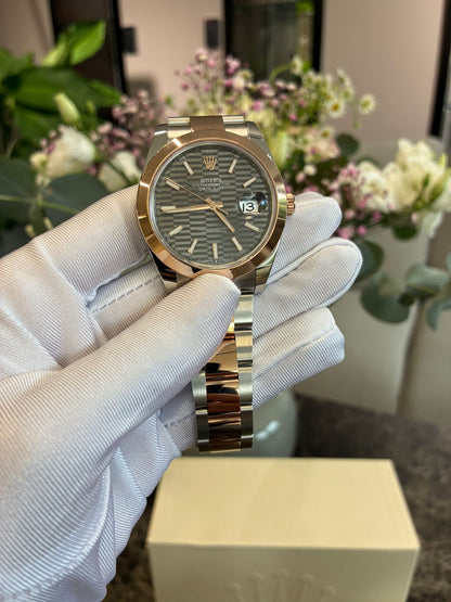 Rolex Datejust 41 126301 Grau geriffelte Oyster 2024