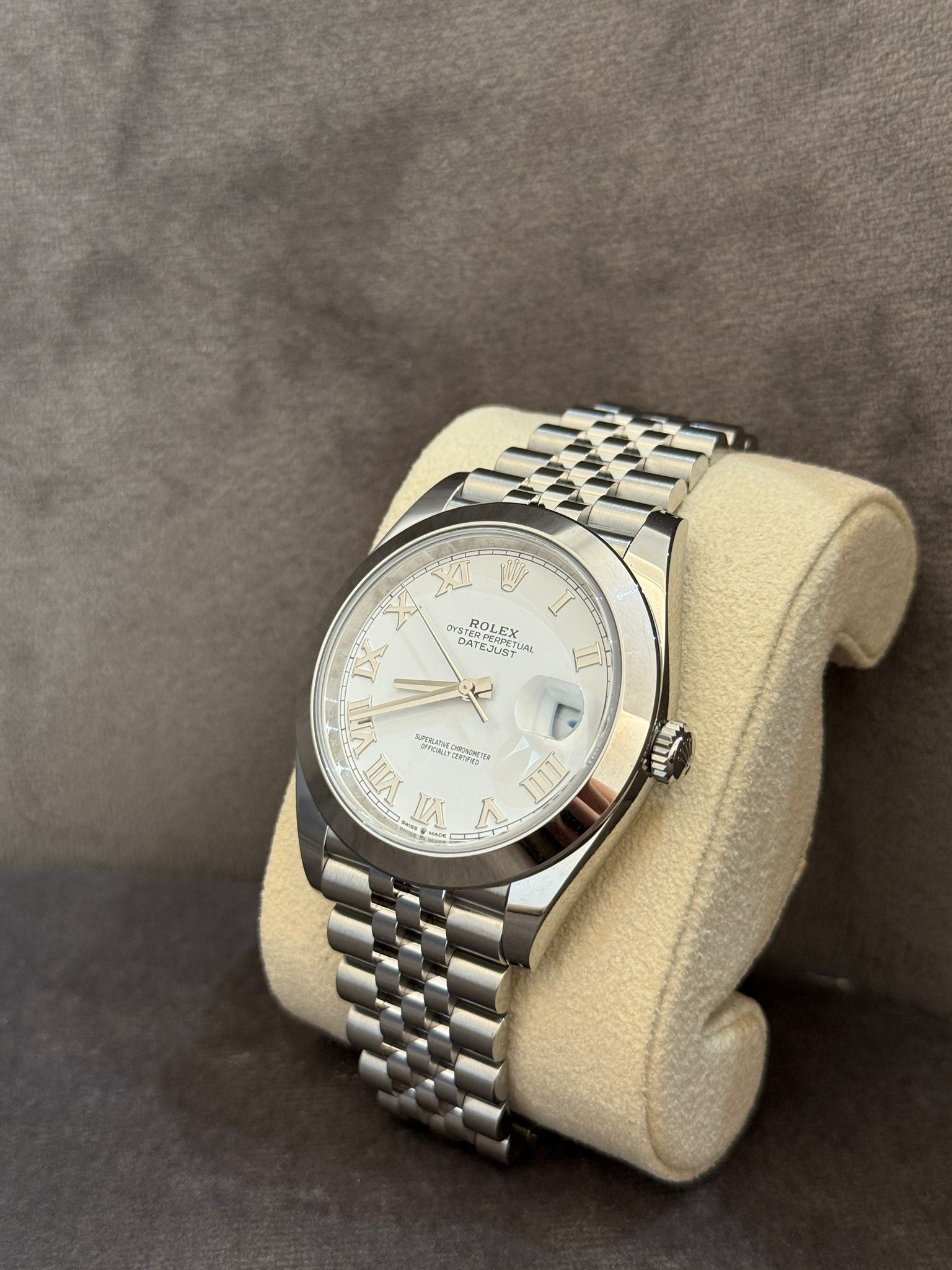 Rolex Datejust 41 126300 Weißes römisches Jubiläum 2024