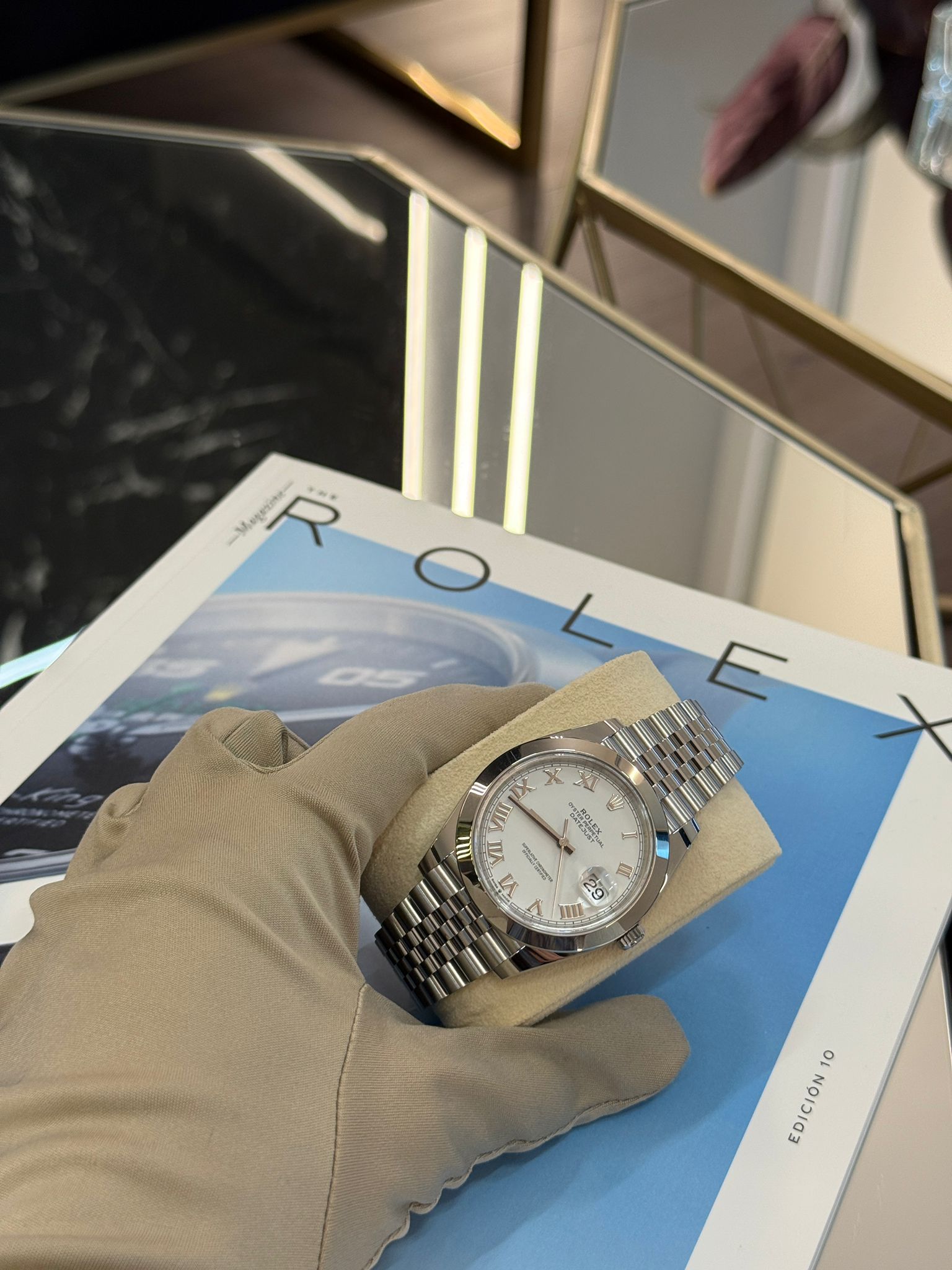 Rolex Datejust 41 126300 Weißes römisches Jubiläum 2024
