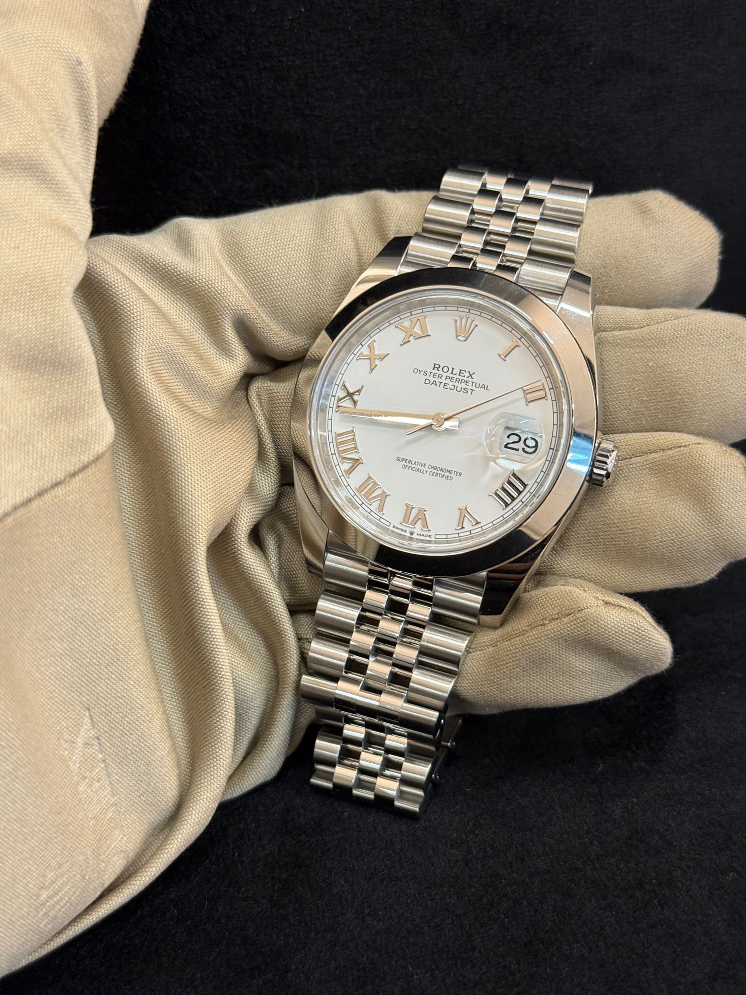 Rolex Datejust 41 126300 Weißes römisches Jubiläum 2024