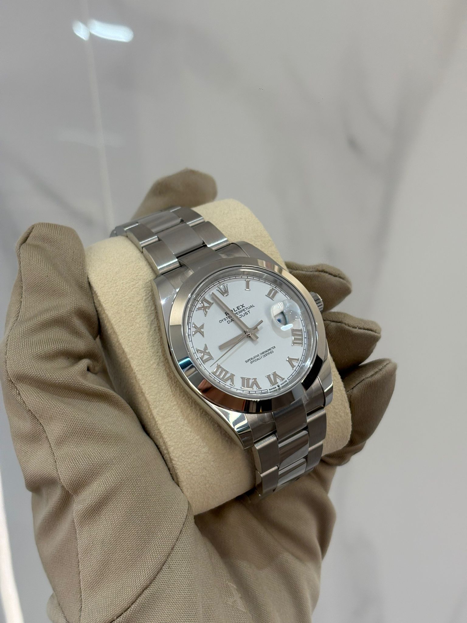 Rolex Datejust 41 126300 Weiße römische Auster 2024