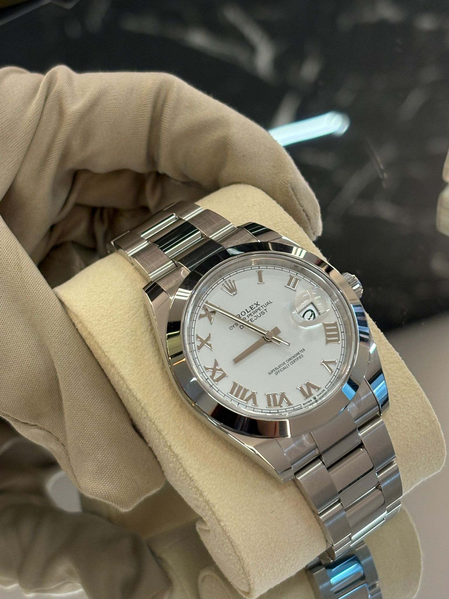 Rolex Datejust 41 126300 Weiße römische Auster 2024