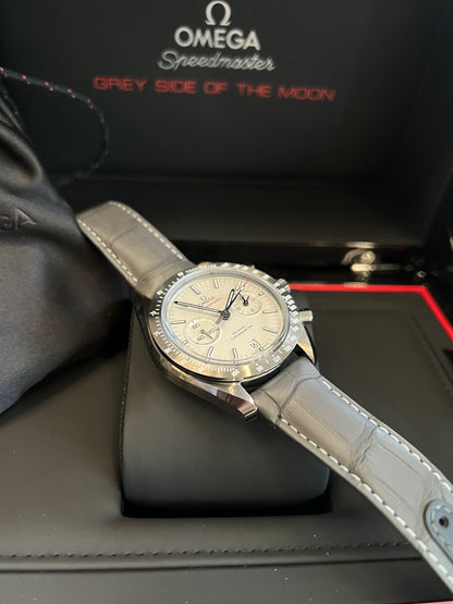 Omega 311.93.44.51.99.002 Speedmaster Moonwatch Co-Axial Grey Side of the Moon