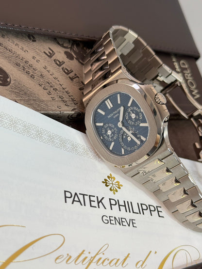 Patek Philippe 5740/1G-001 Nautilus Perpetual Calendar 5740 White Gold / Blue 2025