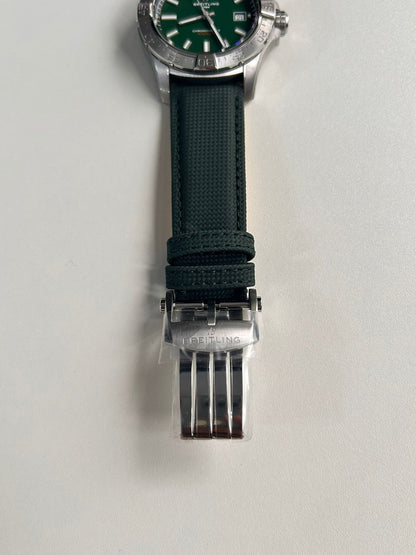 Breitling Avenger Automatic 42 A17328101L1X1