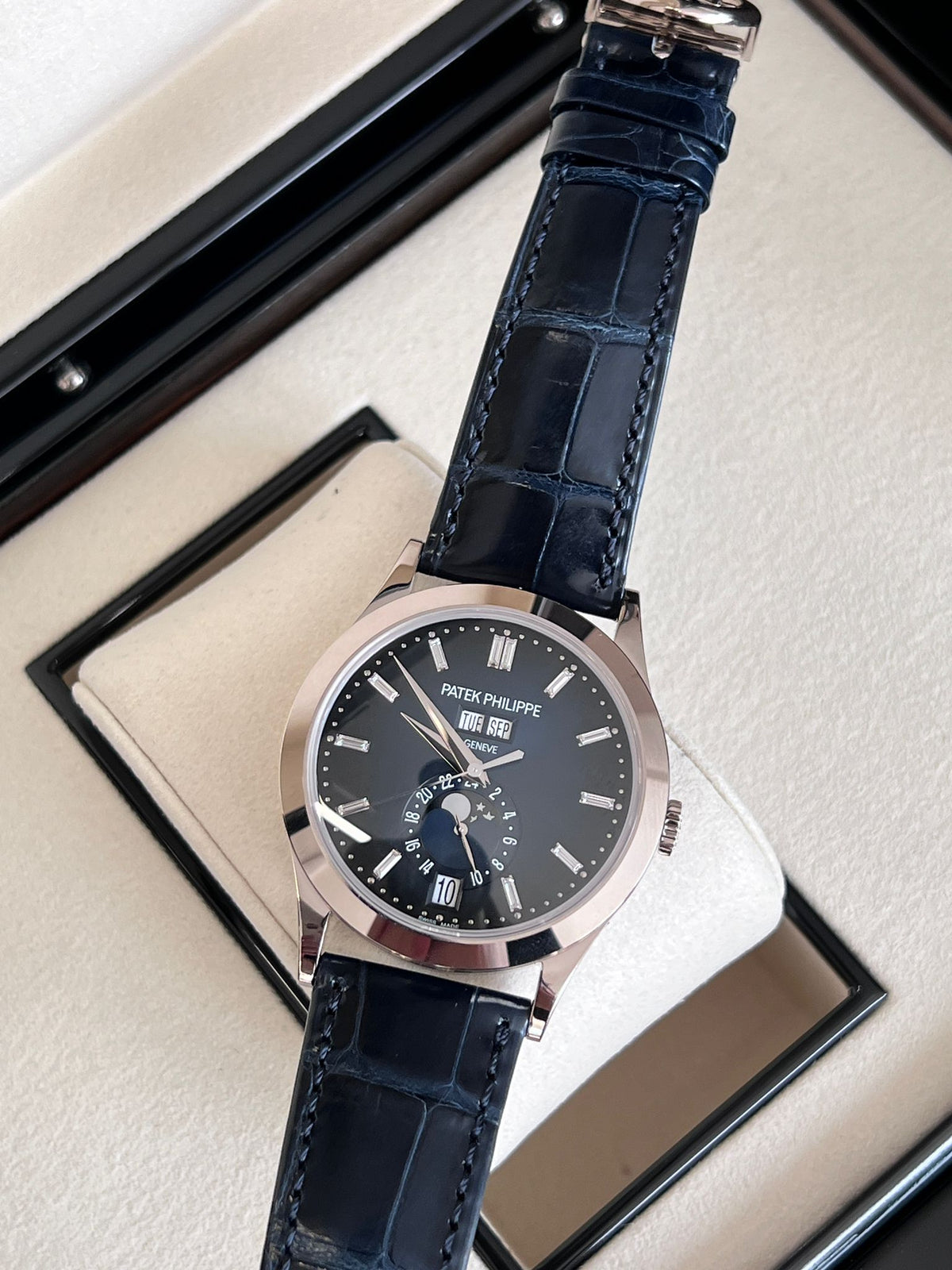 Patek Philippe Annual Calendar 5396G‑017 White‑Gold 38.5 MM Blue Dial 2025