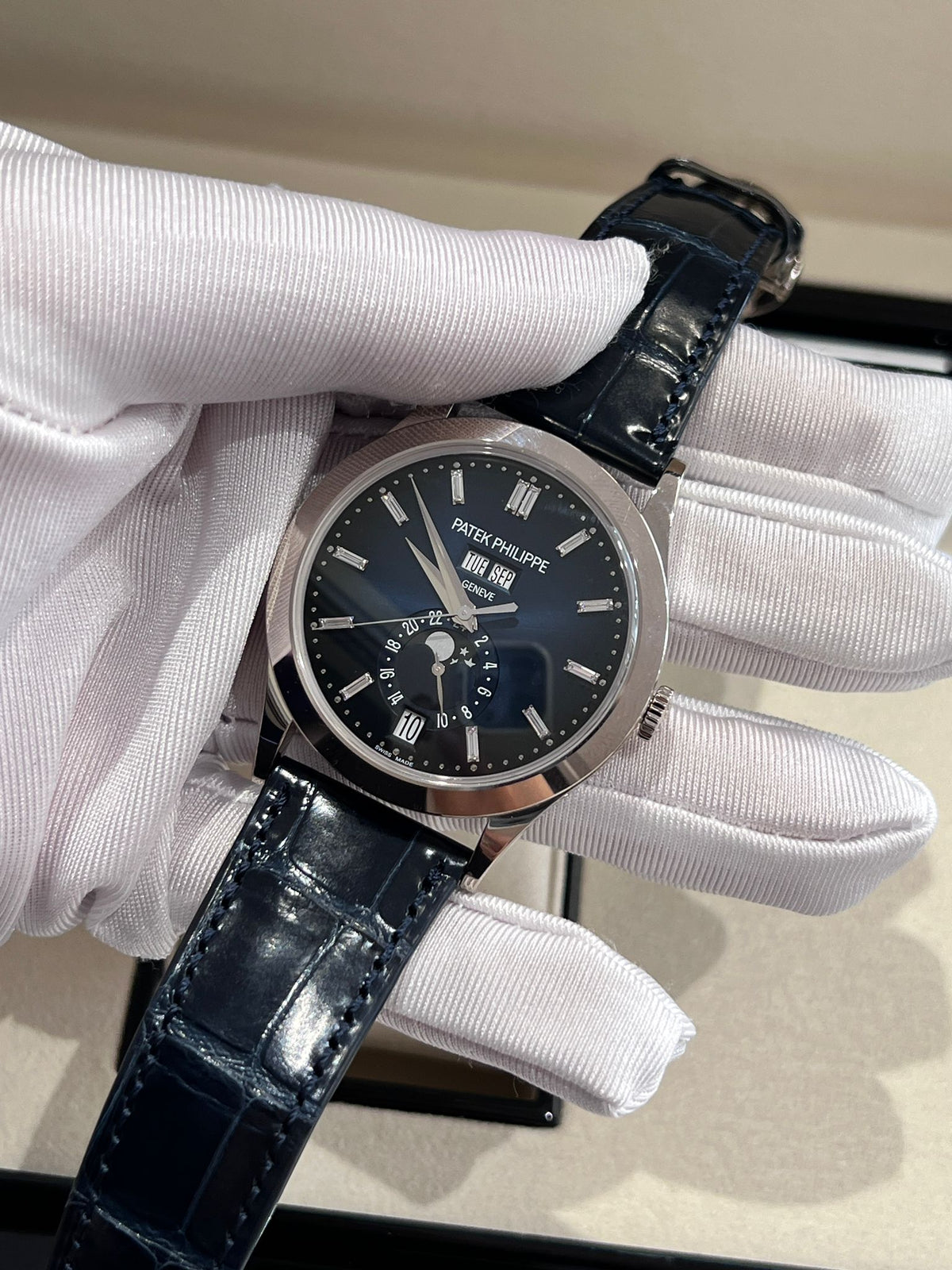Patek Philippe Annual Calendar 5396G‑017 White‑Gold 38.5 MM Blue Dial 2025