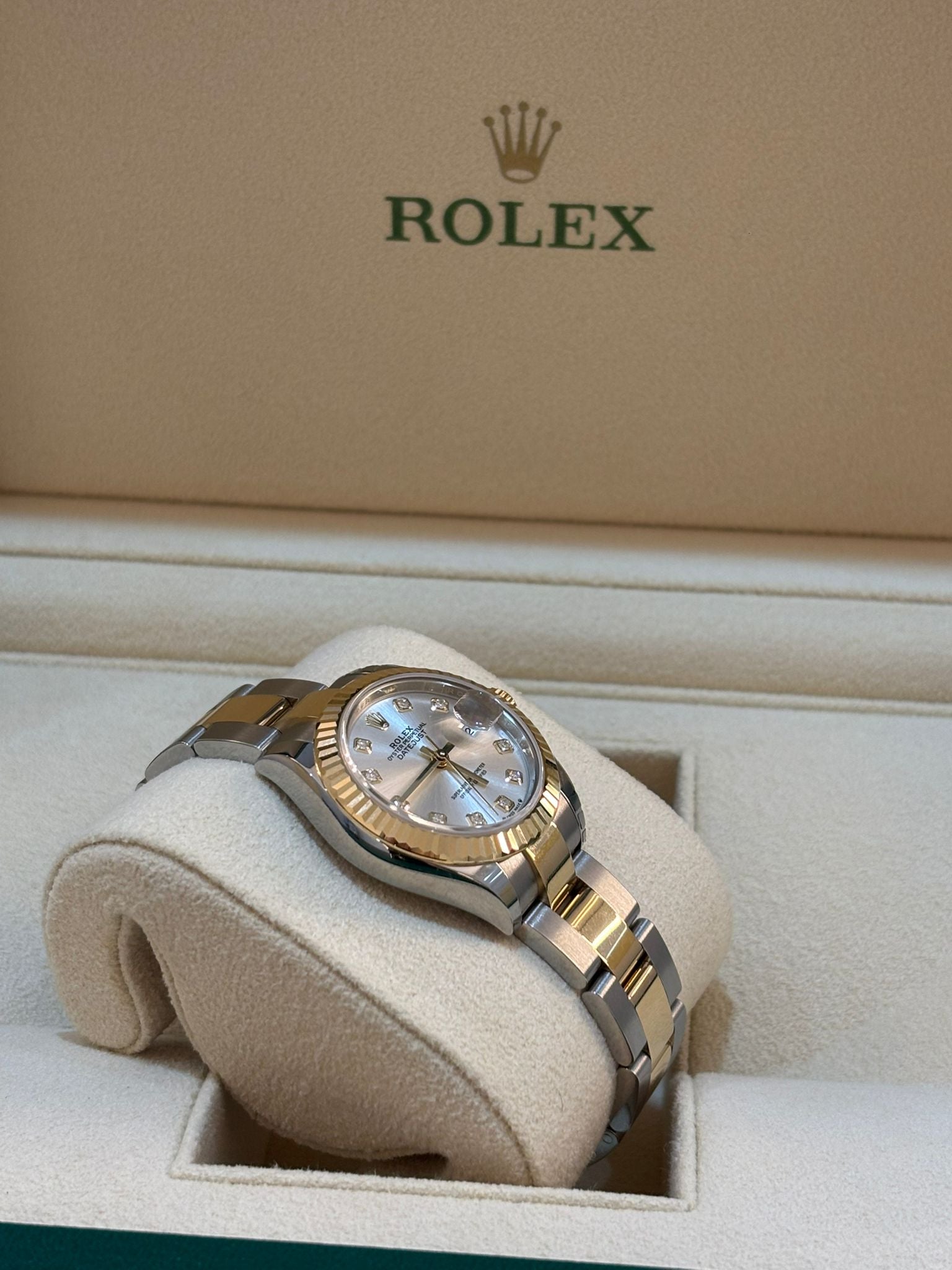 Rolex Lady-Datejust 28 279173G Silver Diamonds Oyster 2026