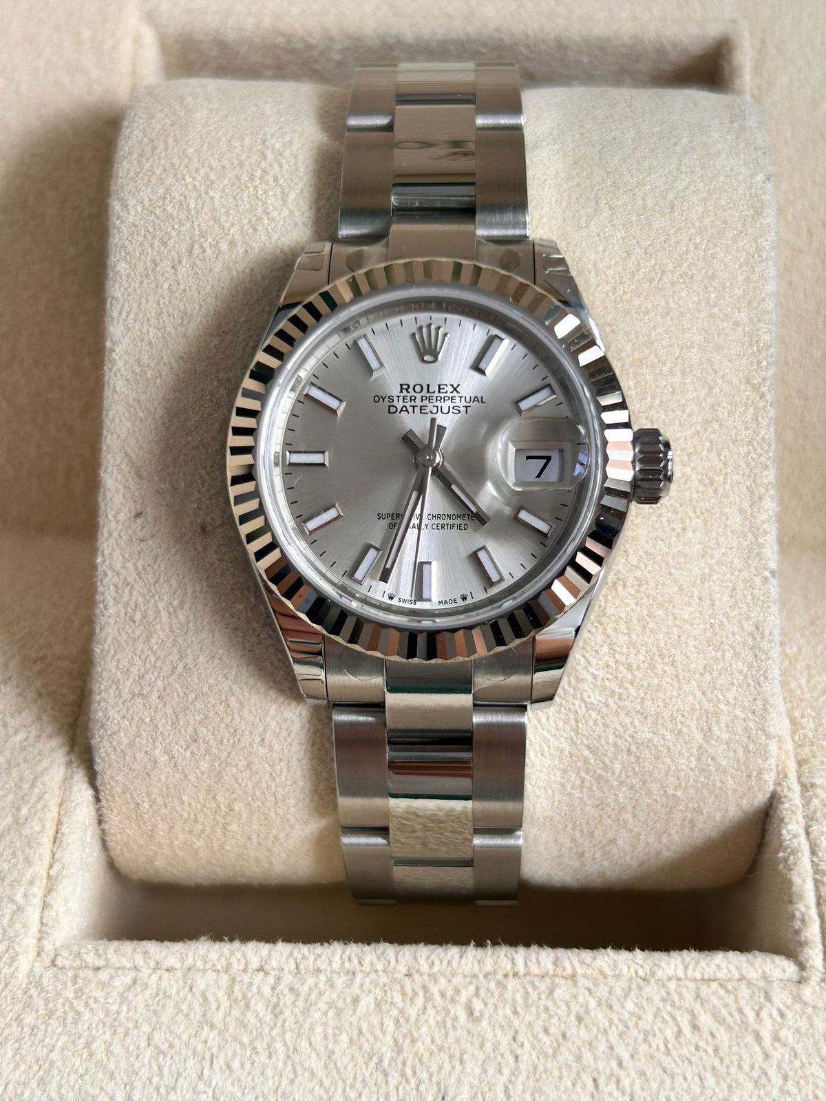 Rolex Lady-Datejust 279174 Silver Index Oyster 2025