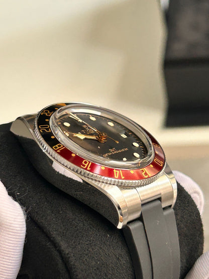 Tudor  Black Bay 58 GMTM7939G1A0NRU-0002 Caucho 2026