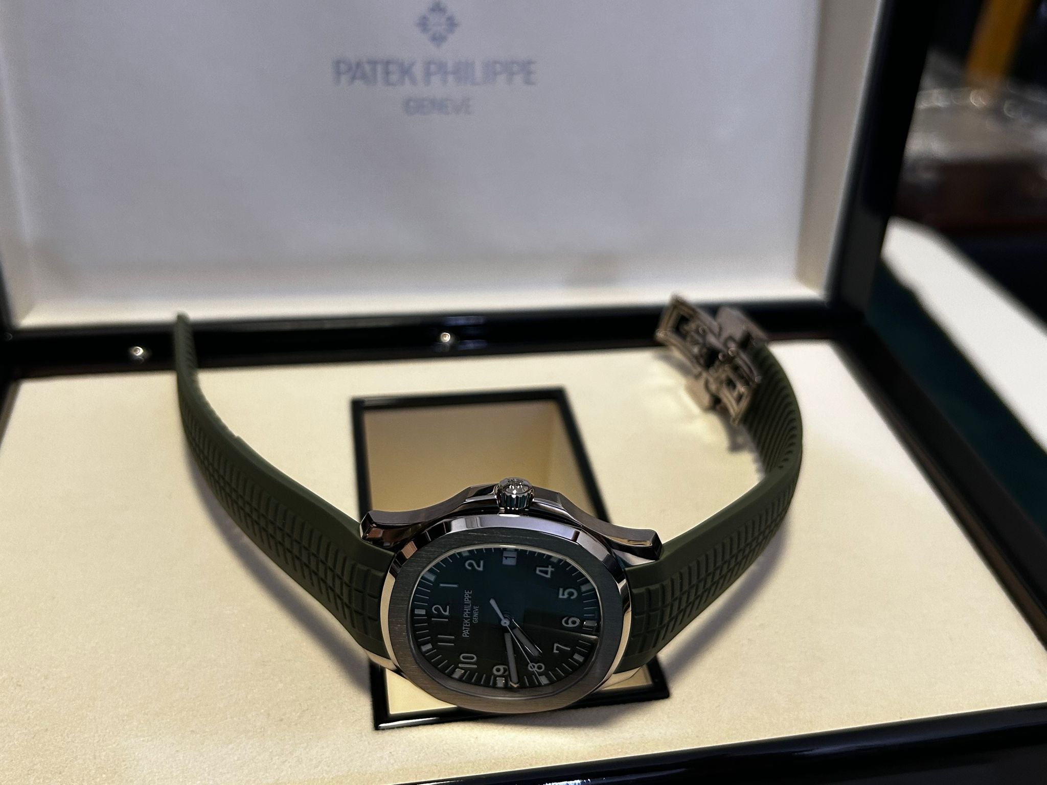 Patek Philippe Aquanaut 5168G-010  2025