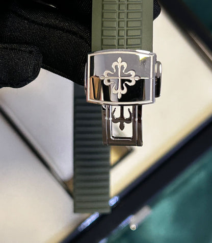 Patek Philippe Aquanaut 5168G-010