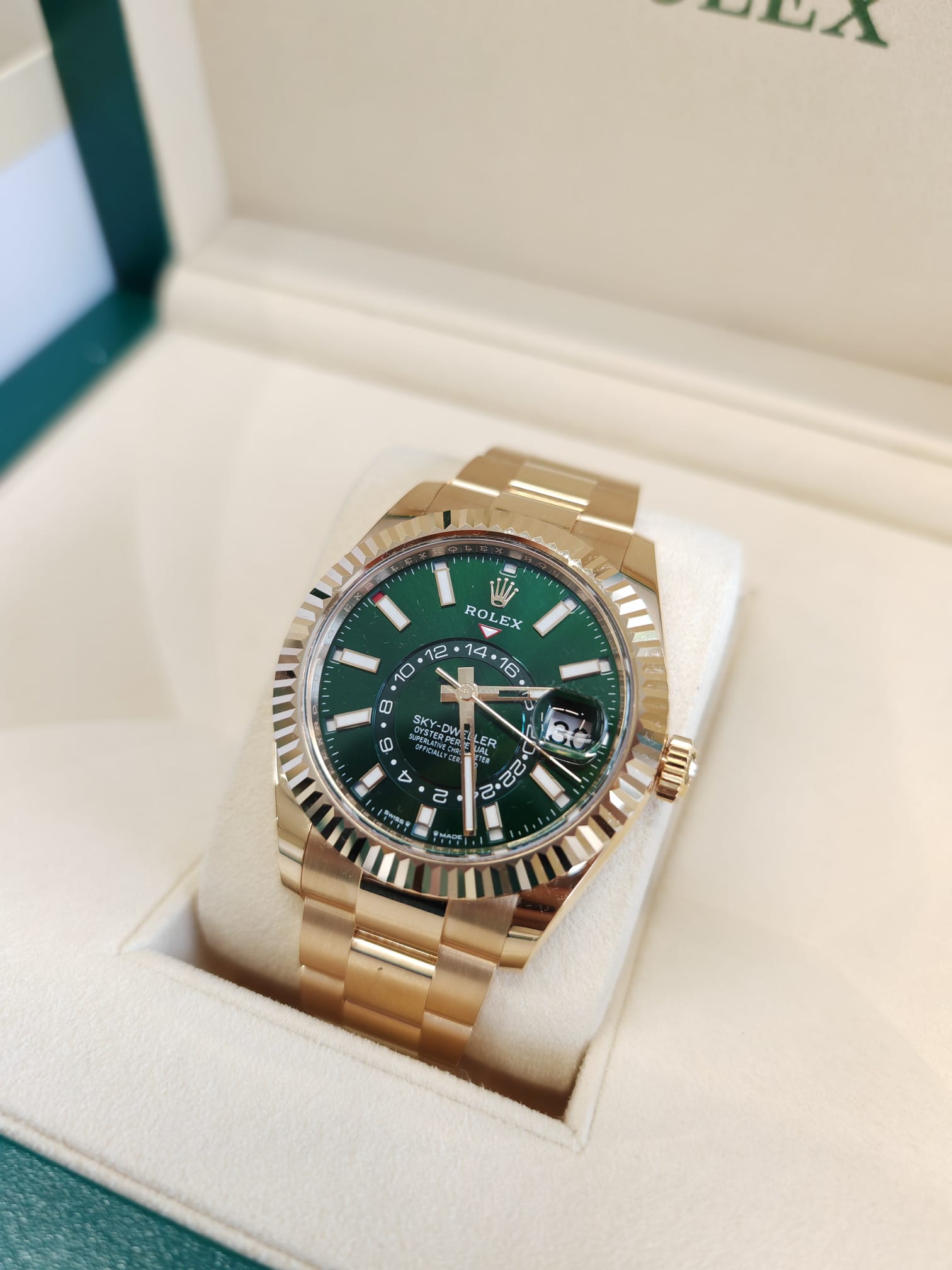 Rolex Sky-dweller336938 GREEN OYS