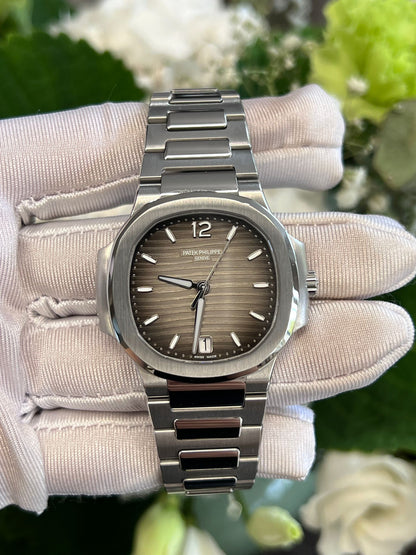 Patek Philippe 7118/1A-011  2025