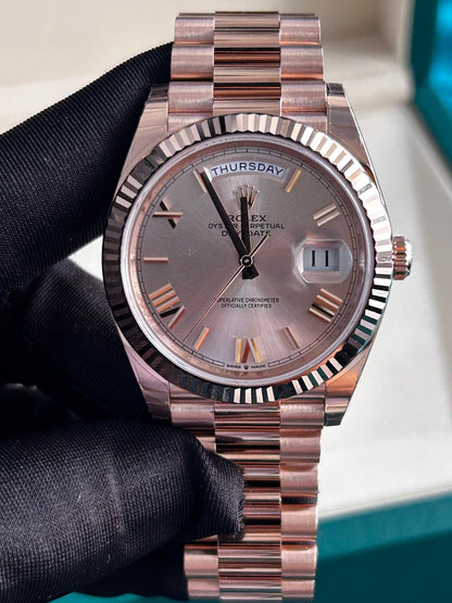 Rolex Day-Date 40 228235 Sundust Roman 2025