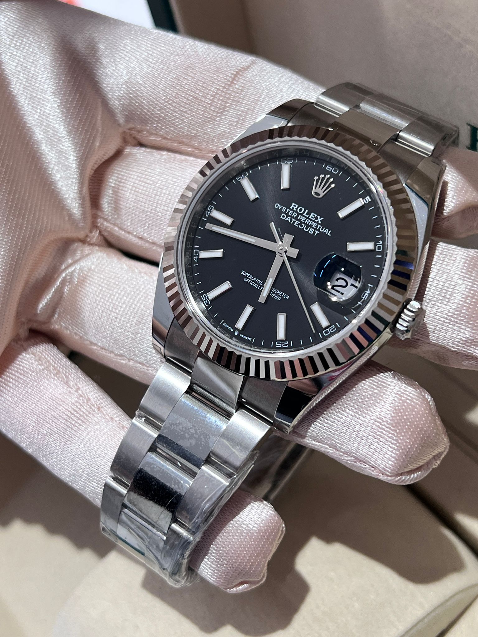 Rolex Datejust 41 126334 Black Index Oyster