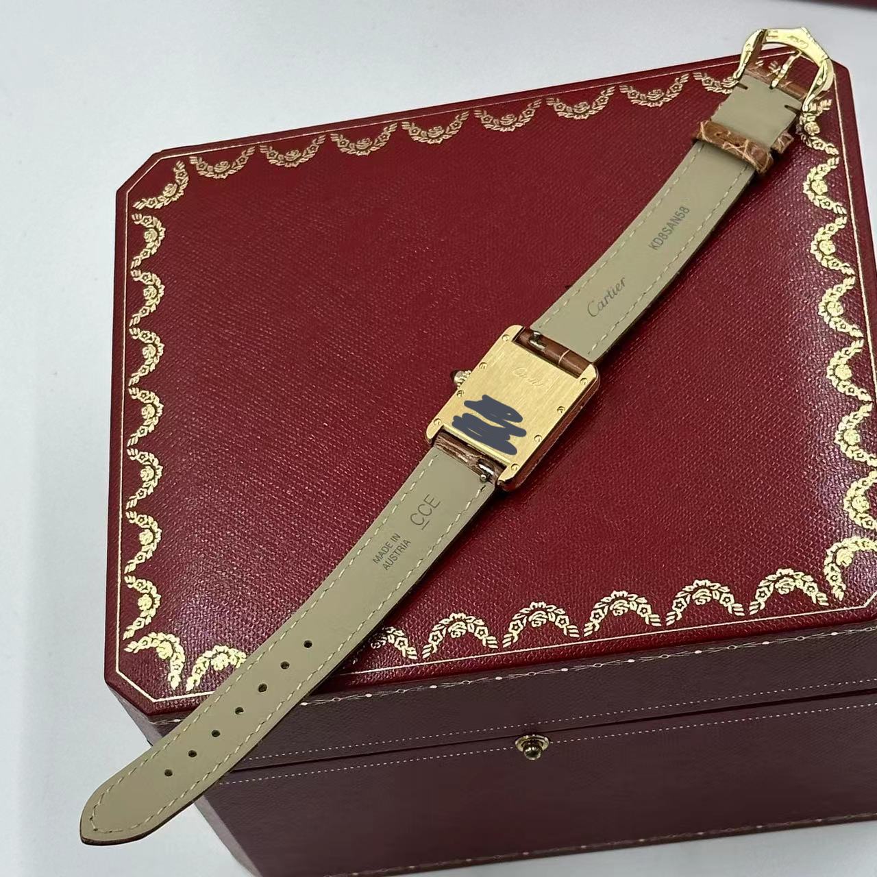 Cartier Tank Louis W1529856 2026