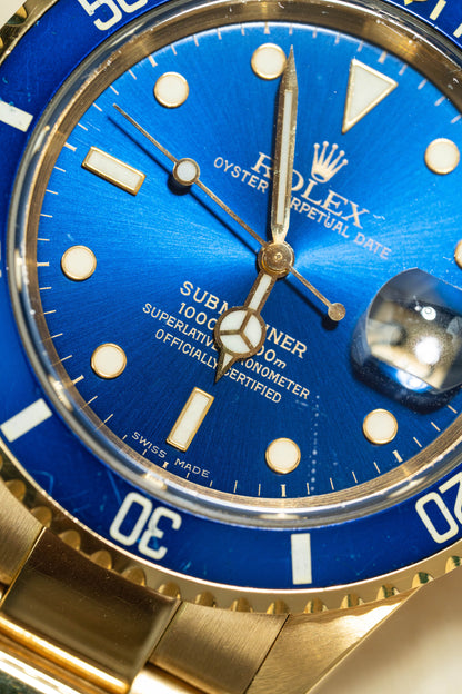 Rolex Submariner Date 16618lb Blue Naked
