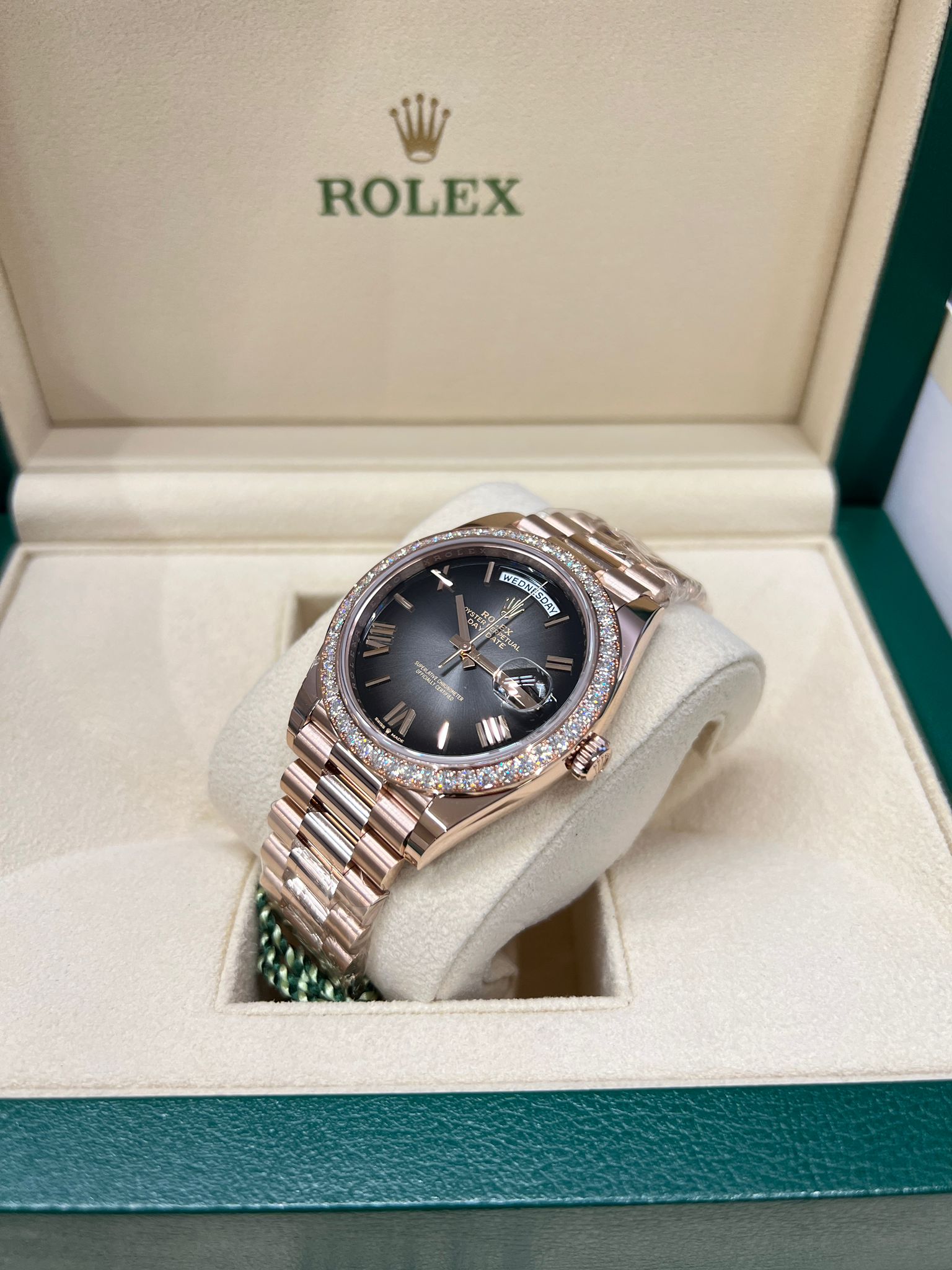 228345RBR GREY OMBRE ROMAN