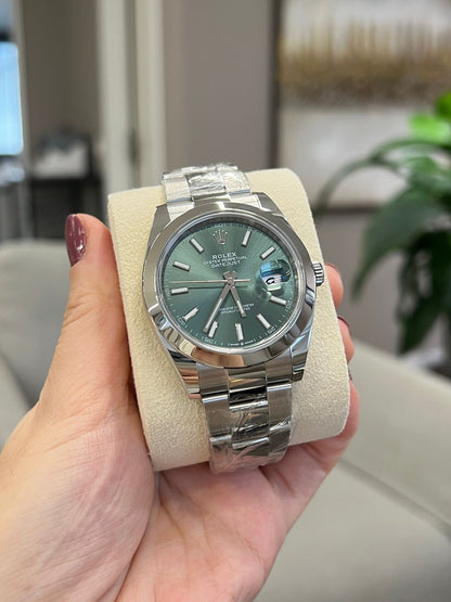 Rolex 126300 GREEN INDEX OYS