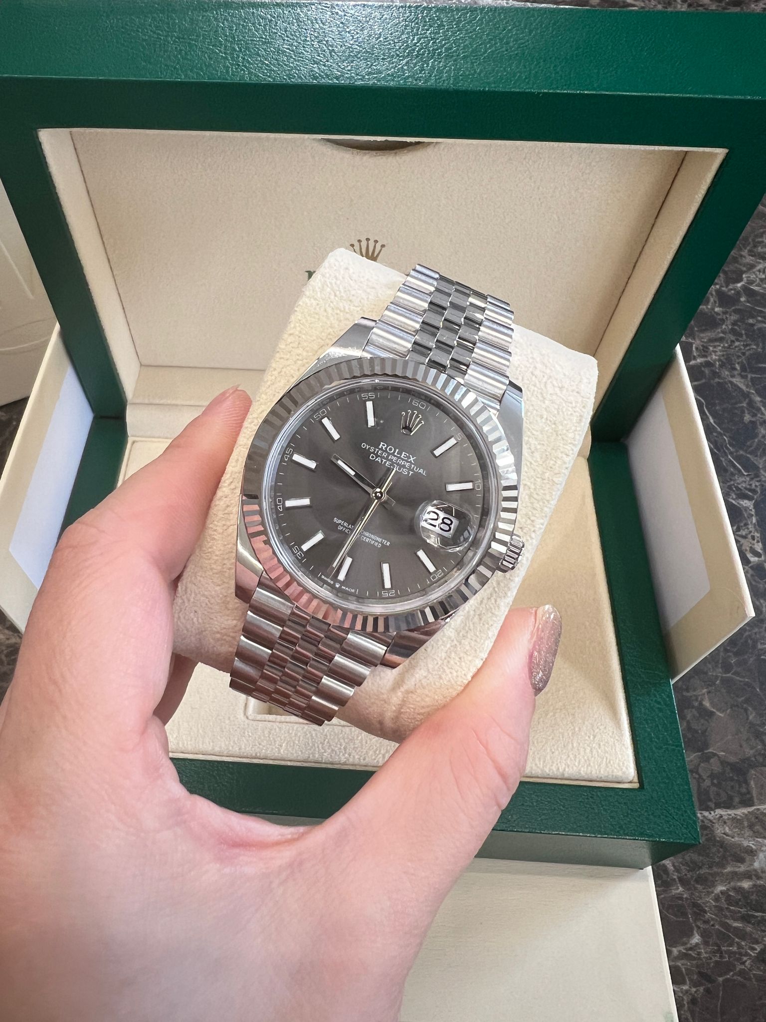 Rolex Datejust 41 126334 Grau Index Jubilee 2025