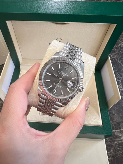 Rolex Datejust 41 126334 Grau Index Jubilee 2025