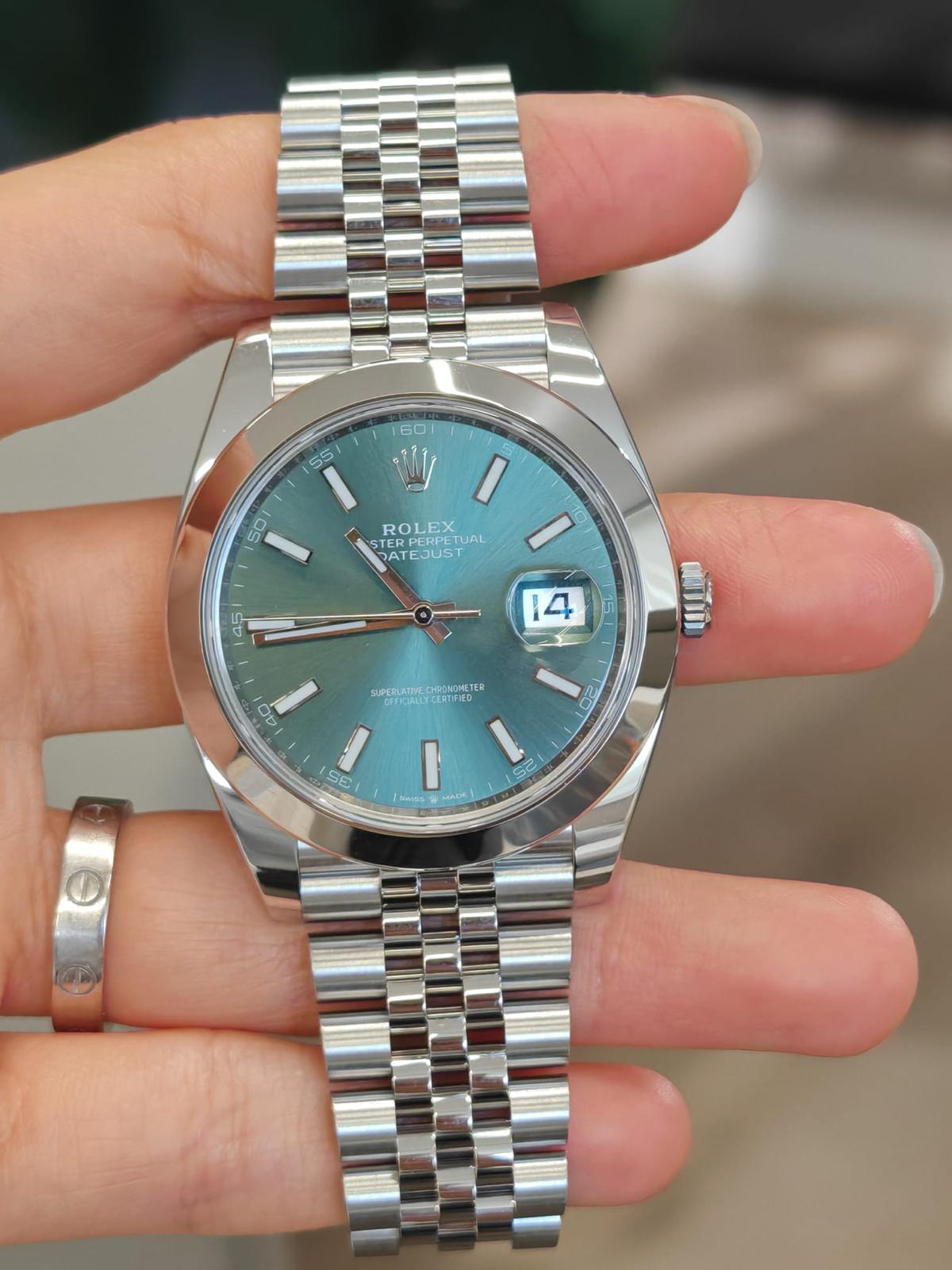 Rolex Datejust 41126300 GREEN INDEX OYS
