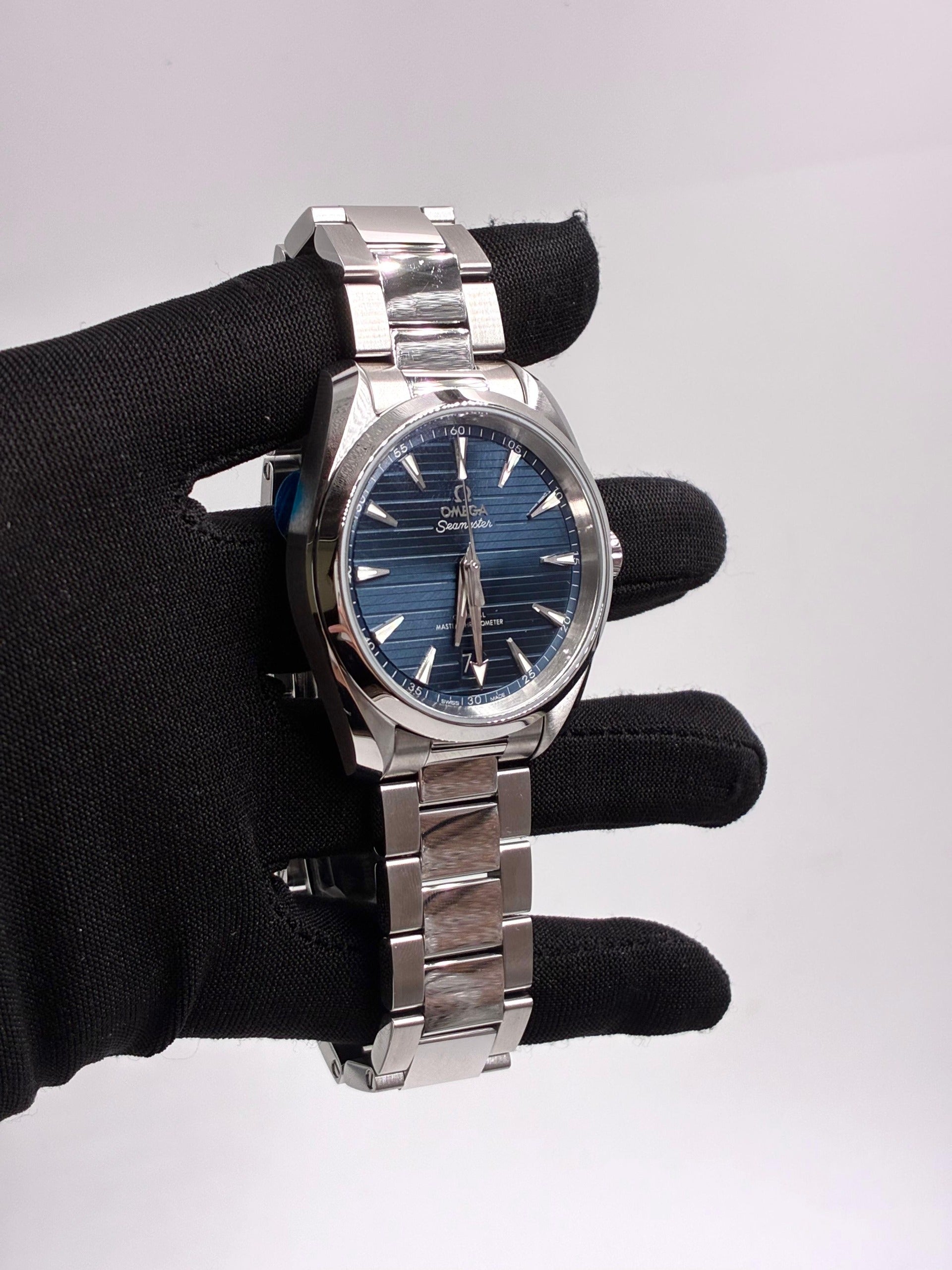 Omega Seamaster / Aqua Terra 150M 220.10.38.20.03.001