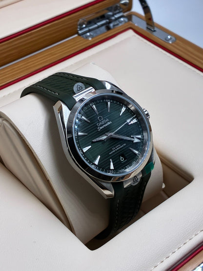 Omega 220.12.38.20.10.001 Seamaster Aqua Terra
