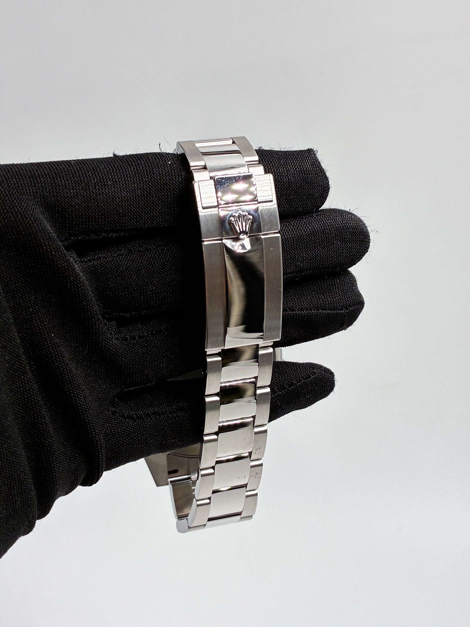 Rolex GMT-Master II 126710GRNR Oyster 2026