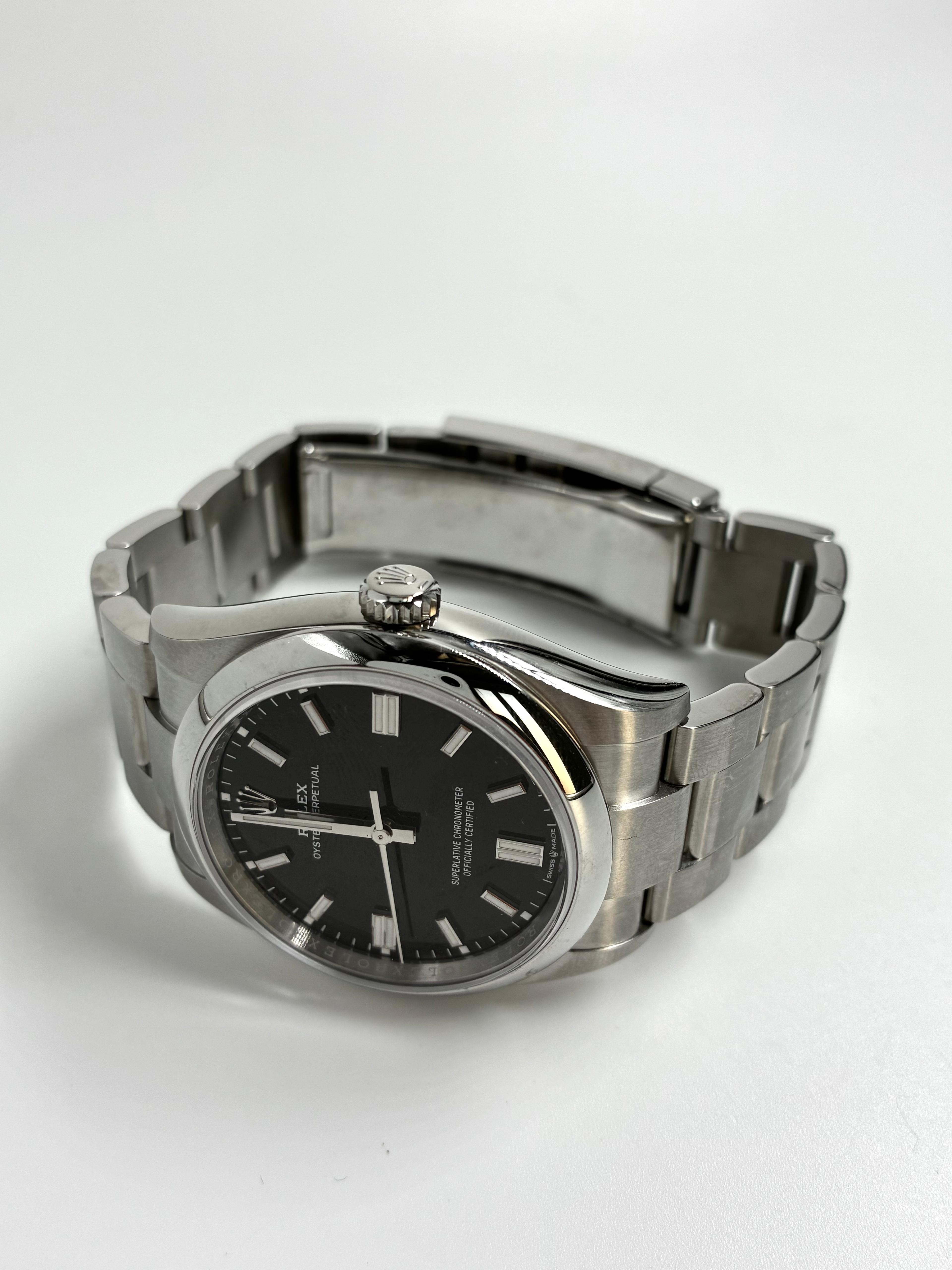 Rolex Oyster Perpetual 36 126000 Black Index 2026