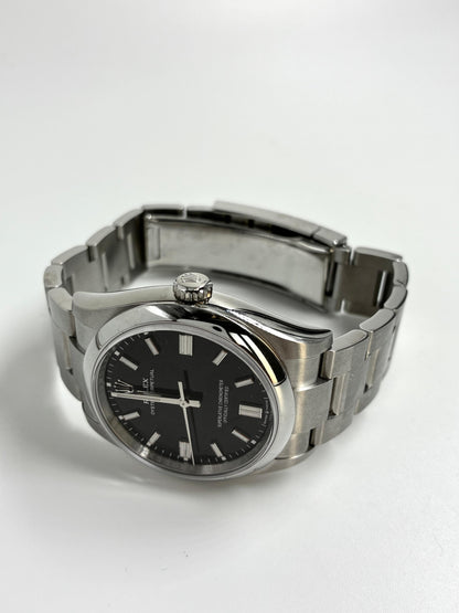 Rolex Oyster Perpetual 36 126000 Black Index 2026