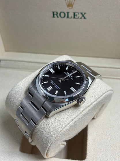 Rolex Oyster Perpetual 36 126000 Black Index 2026