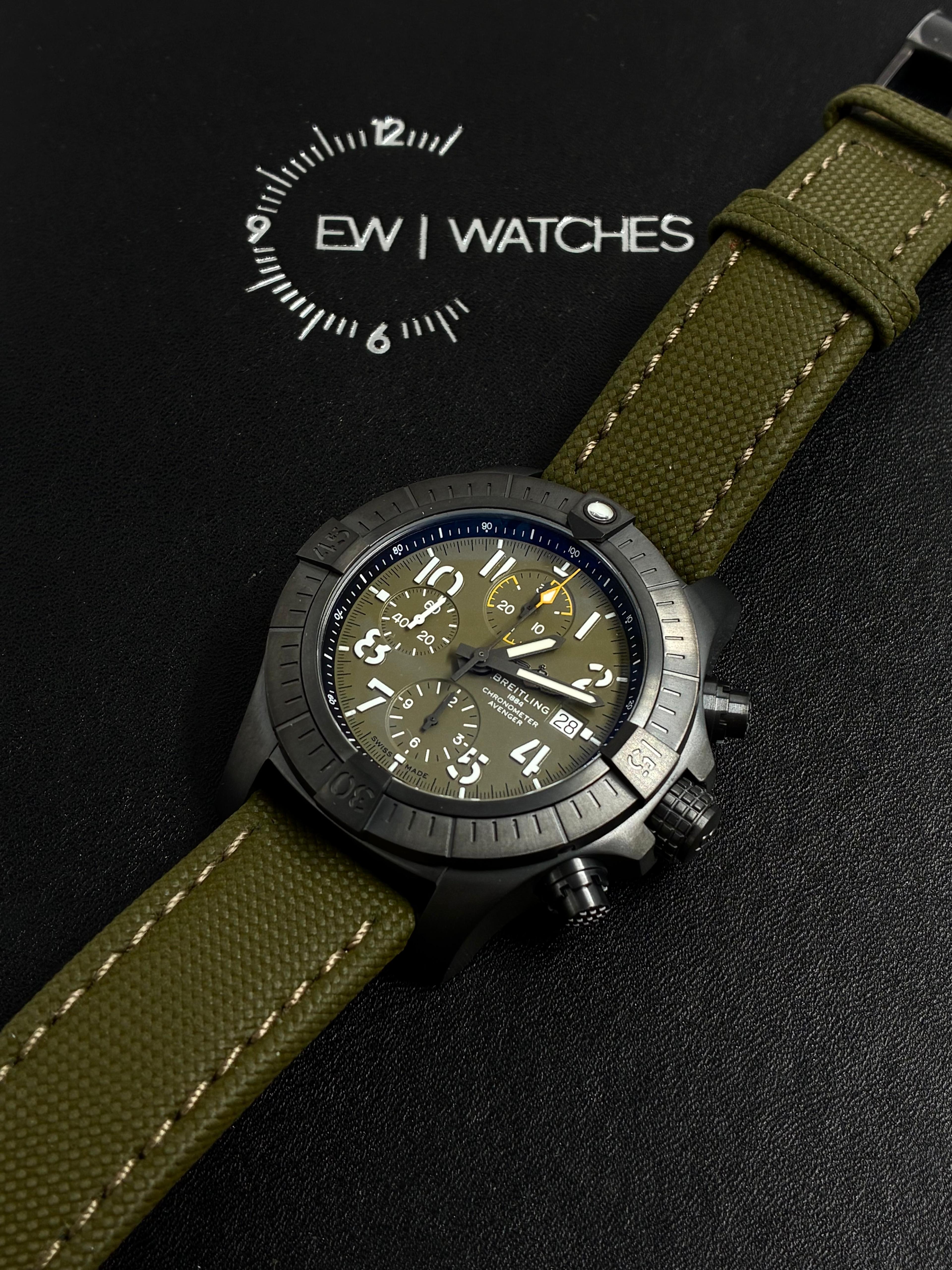 Breitling Avenger V13317101L1X1  Chronograph 45