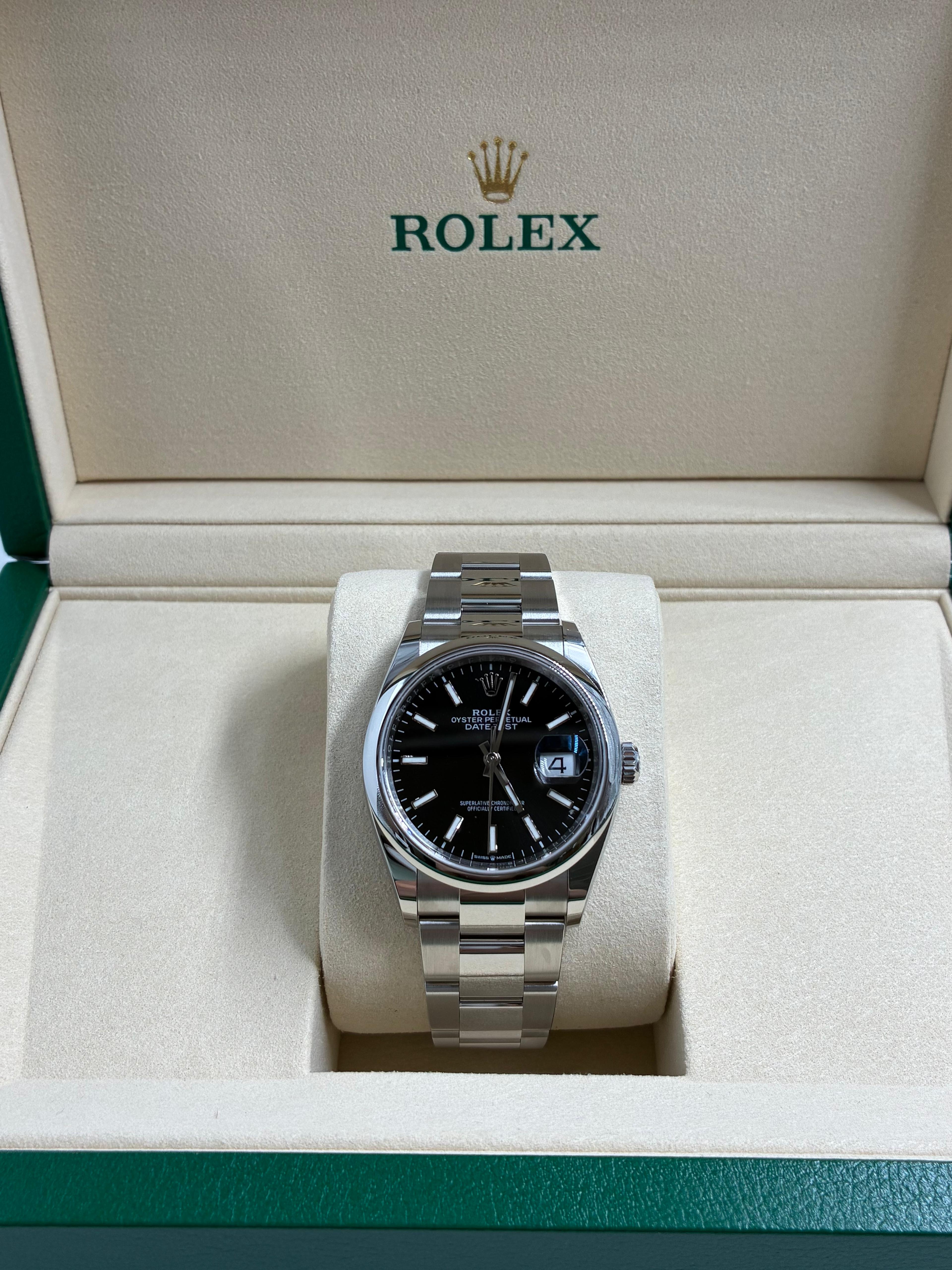 Rolex Datejust 36 126200 Black Index Oyster 2026